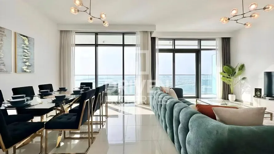 Apartamento de 4 dormitorios en EMAAR Beachfront, UAE No. 5041 № 21