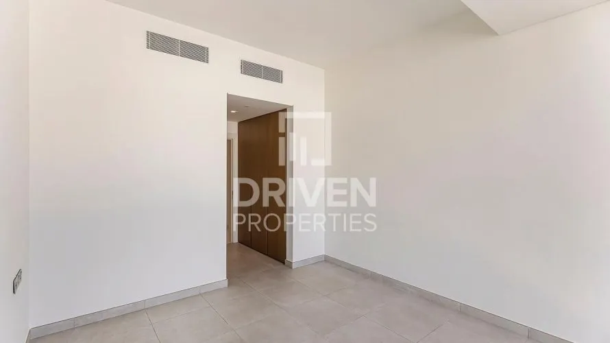 Apartamento de 3 dormitorios en The Crescent, UAE No. 5036 № 5