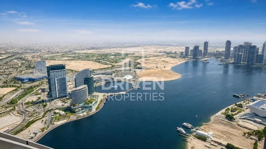 Apartamento de 3 dormitorios en D1 Tower, UAE No. 5039