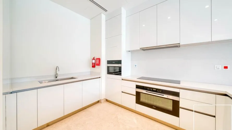 Apartamento de 4 dormitorios en District One, UAE No. 5014