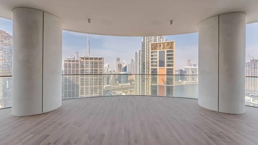 Apartamento de 4 dormitorios en Business Bay, UAE No. 5090 № 26