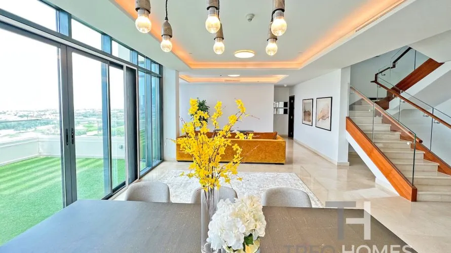 Penthouse de 4 chambres à The Hills, UAE No. 1328 № 2