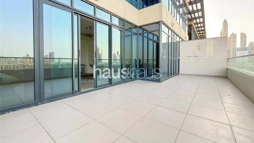Penthouse de 4 chambres à The Hills, UAE No. 1541 № 26