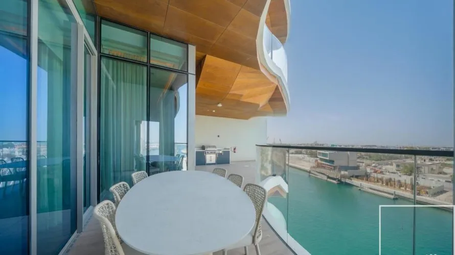 Appartement de 4 chambres à Jumeirah, UAE No. 2322 № 17
