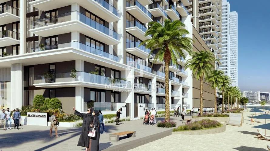 Appartement de 4 chambres à EMAAR Beachfront, UAE No. 1367 № 5