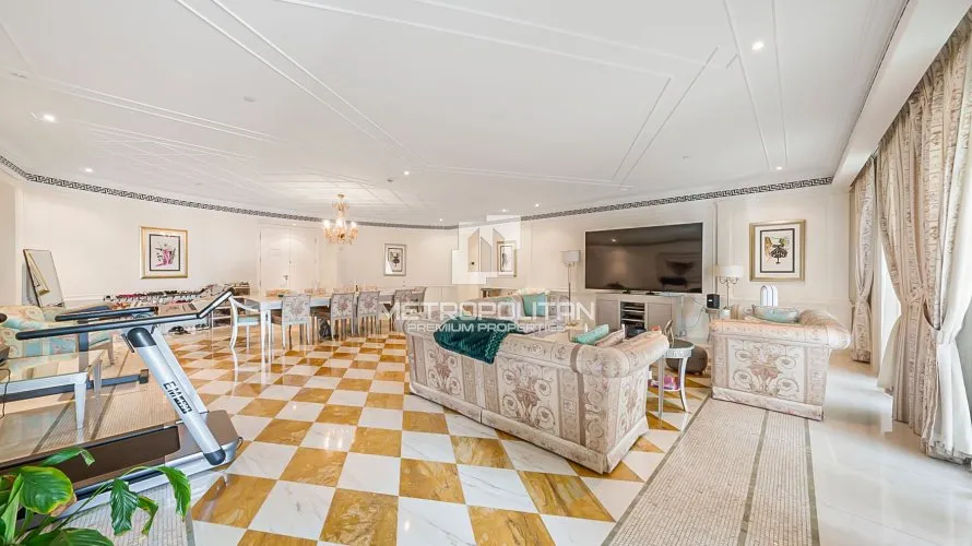 Appartement de 3 chambres à Palazzo Versace, UAE No. 2110