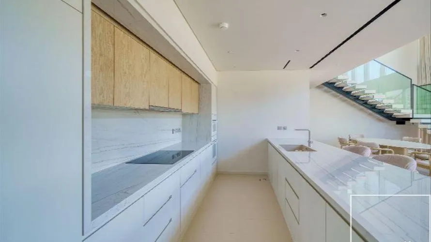 Duplex de 3 chambres à Al Jaddaf, UAE No. 2311 № 3