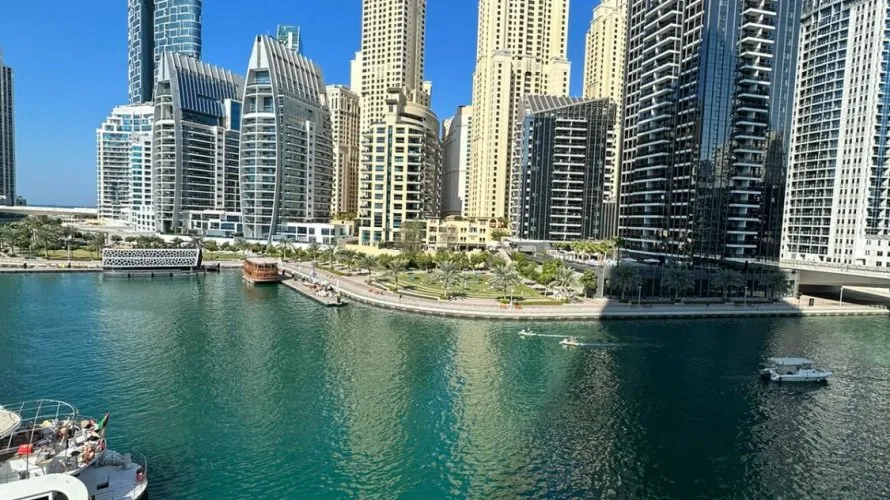 Appartement de 3 chambres à Dubai, UAE No. 969 № 13