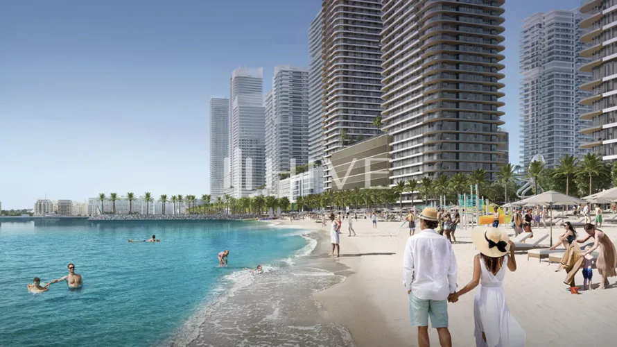 Appartement de 4 chambres à EMAAR Beachfront, UAE No. 846 № 2