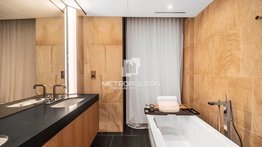 Appartement de 2 chambres à Jumeirah Bay Island, UAE No. 2170 № 27