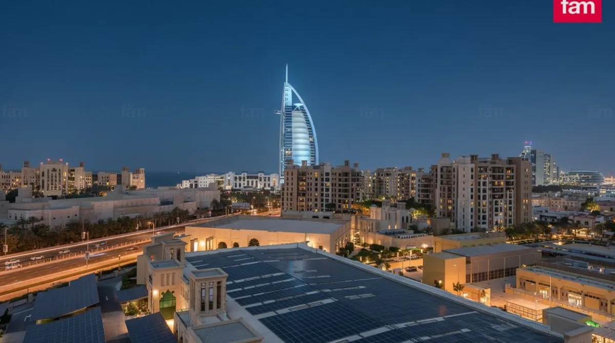 Appartement de 4 chambres à Umm Suqeim, UAE No. 2530