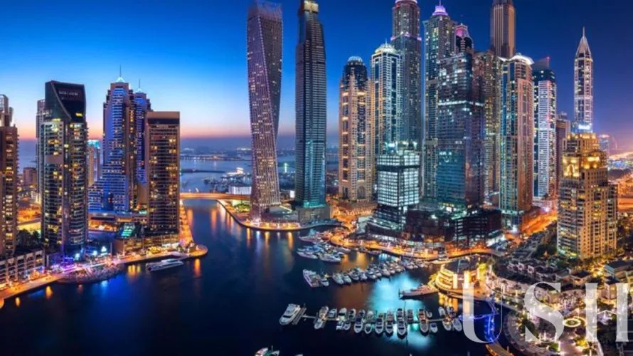 Appartement de 3 chambres à EMAAR Beachfront, UAE No. 1488