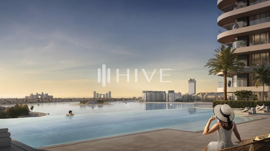 Appartement de 4 chambres à EMAAR Beachfront, UAE No. 846