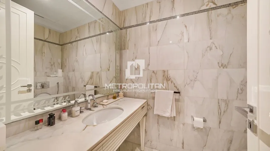 Appartement de 3 chambres à Palazzo Versace, UAE No. 2110 № 21