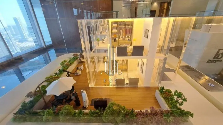 Duplex de 3 chambres à Masdar City, UAE No. 1245 № 1