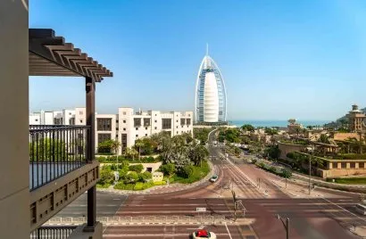 Appartement de 3 chambres à Umm Suqeim, UAE No. 3817