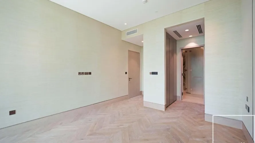 Appartement de 2 chambres à The Crescent, UAE No. 4594 № 13