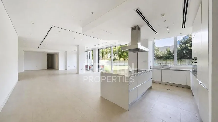 Appartement de 3 chambres à Seventh Heaven, UAE No. 4543 № 14
