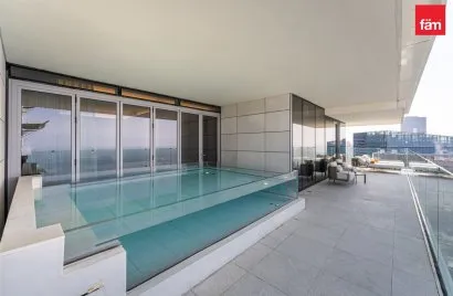 Appartement de 3 chambres à Dubai, UAE No. 5243