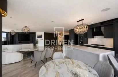 Appartement de 4 chambres à D1 Tower, UAE No. 5042