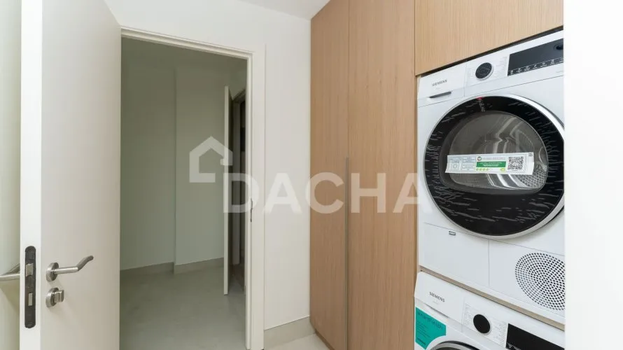Квартира с 3 спальнями в  Emaar 6 Towers, Дубай Марина, Дубай, ОАЭ №2994