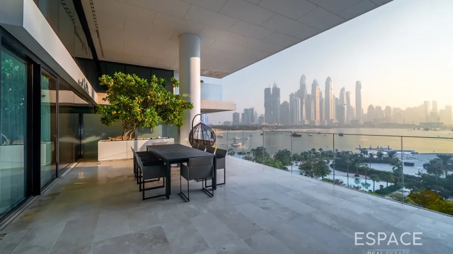 Дуплекс с 4 спальнями в  One at Palm Jumeirah, Пальма Джумейра, Дубай, ОАЭ №2070 № 19