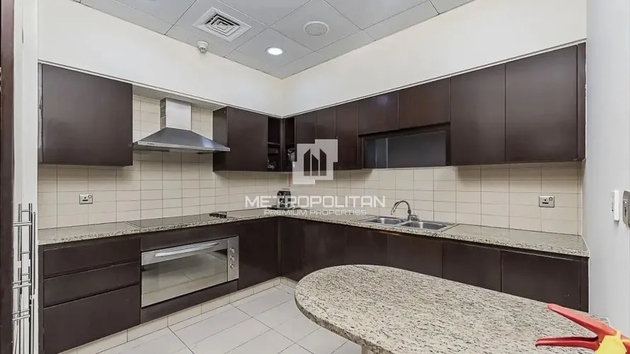 Квартира с 3 спальнями в  Tiara Residences, Пальма Джумейра, Дубай, ОАЭ №2120 № 4
