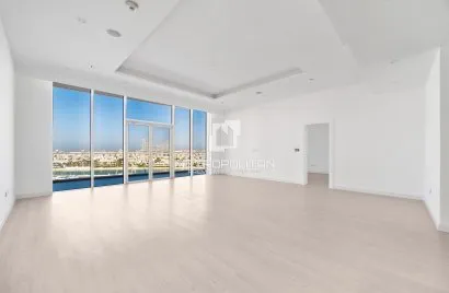 Квартира с 3 спальнями в  Tiara Residences, Пальма Джумейра, Дубай, ОАЭ №2179