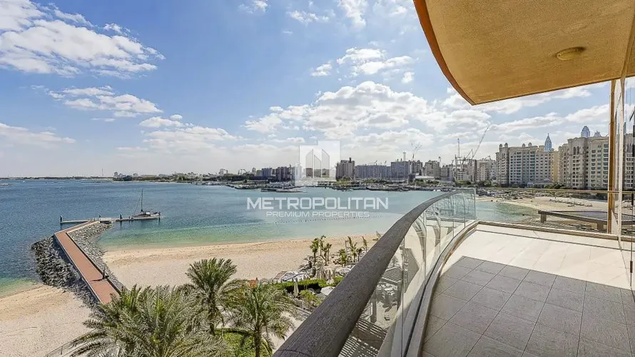 Квартира с 3 спальнями в  Tiara Residences, Пальма Джумейра, Дубай, ОАЭ №2120