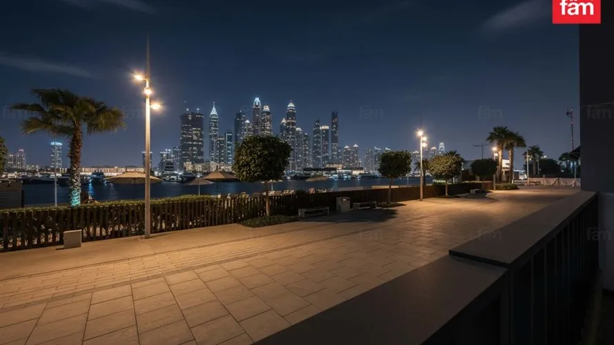 Квартира с 3 спальнями в  Dubai Harbour, Дубай, ОАЭ №2046 № 1