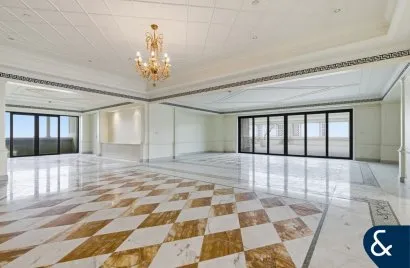 Квартира с 5 спальнями в PALAZZO VERSACE, Culture Village, Дубай, ОАЭ №2626