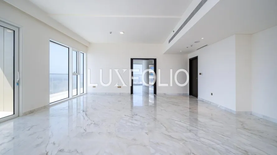 Квартира с 3 спальнями в  EMAAR Beachfront, Dubai Harbour, Дубай, ОАЭ №1607 № 1