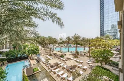 Квартира с 3 спальнями в  Palazzo Versace, Culture Village, Дубай, ОАЭ №2111