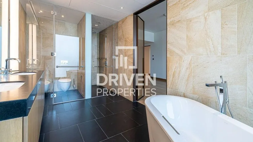 Квартира с 2 спальнями в Jumeirah Bay Island, Джумейра, Дубай, ОАЭ №4546 № 2