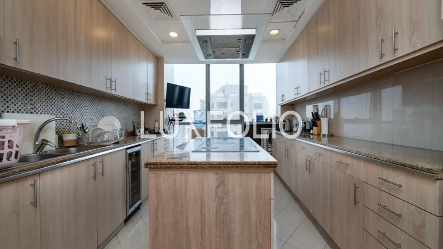 4 bedrooms apartment for sale , Dubai Marina, Dubai, UAE No. 1600 № 8