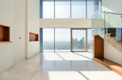 4 bedrooms apartment for sale , Dubai, UAE No. 996