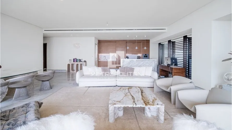 2 bedrooms apartment for sale , Palm Jumeirah, Dubai, UAE No. 2177 № 1