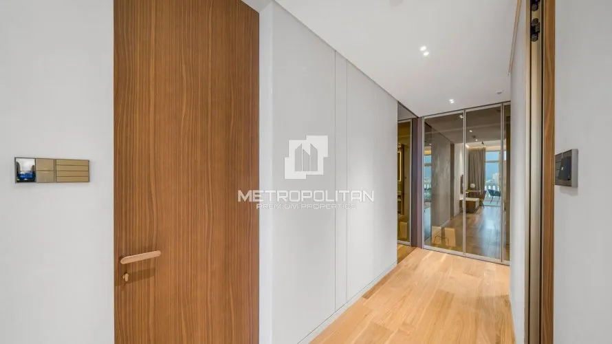 2 bedrooms apartment for sale , Palm Jumeirah, Dubai, UAE No. 1353 № 17