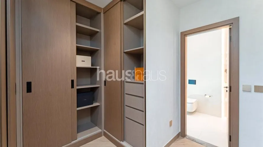 3 bedrooms apartment for sale , Central Park Tower, DIFC, Dubai, UAE No. 3204 № 8