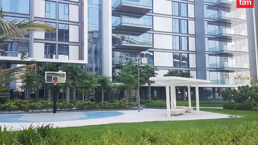 4 bedrooms apartment for sale, Dubai, UAE No. 3650 № 2