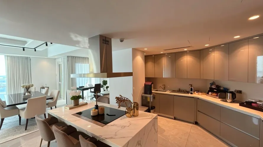 3 bedrooms penthouse for sale, Palm Jumeirah, Dubai, UAE No. 3818 № 2