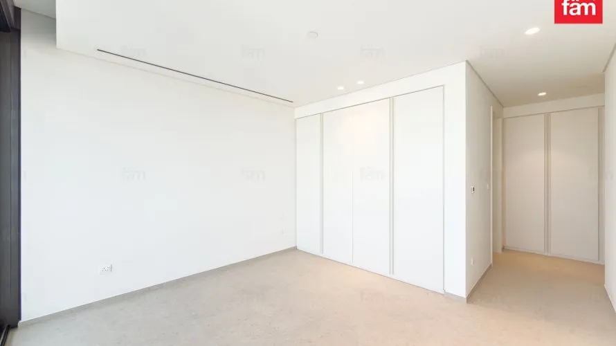 4 bedrooms apartment for sale, Dubai, UAE No. 4576 № 16