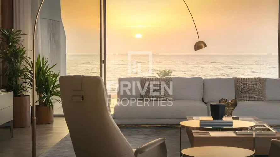 4 bedrooms apartment for sale, The Crescent, Palm Jumeirah, Dubai, UAE No. 4552 № 1