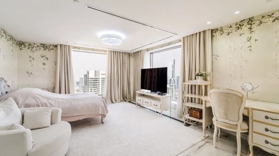 6 bedrooms apartment for sale, Dubai, UAE No. 4775 № 2