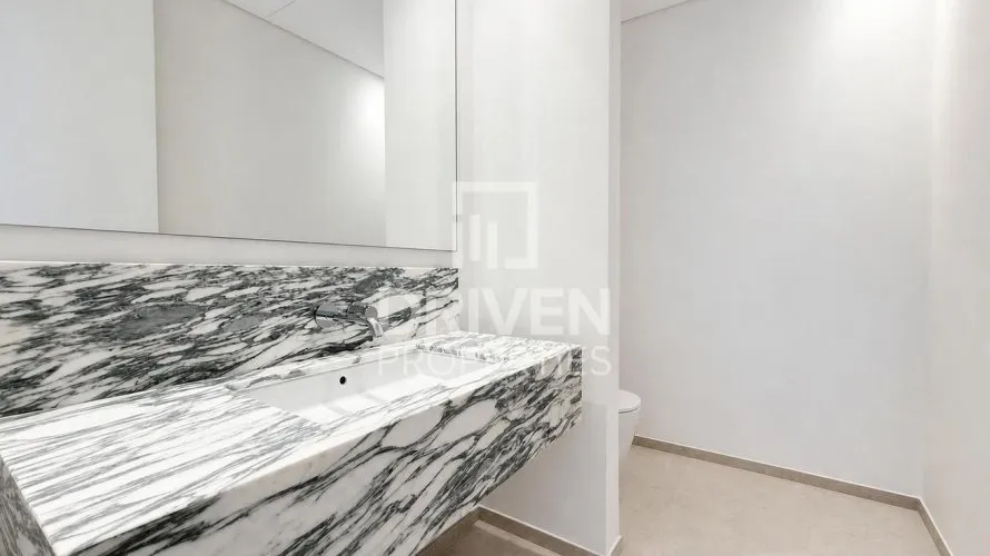 4 bedrooms apartment for sale, Jumeirah, Dubai, UAE No. 4542 № 3
