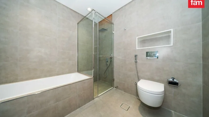 4 bedrooms apartment for sale, Dubai, UAE No. 4897